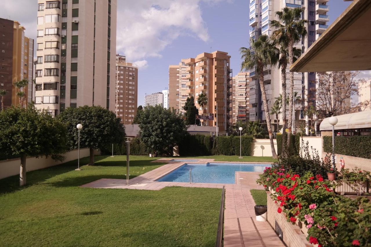 Apartamentos Torre Ipanema เบนิดอร์ม ภายนอก รูปภาพ
