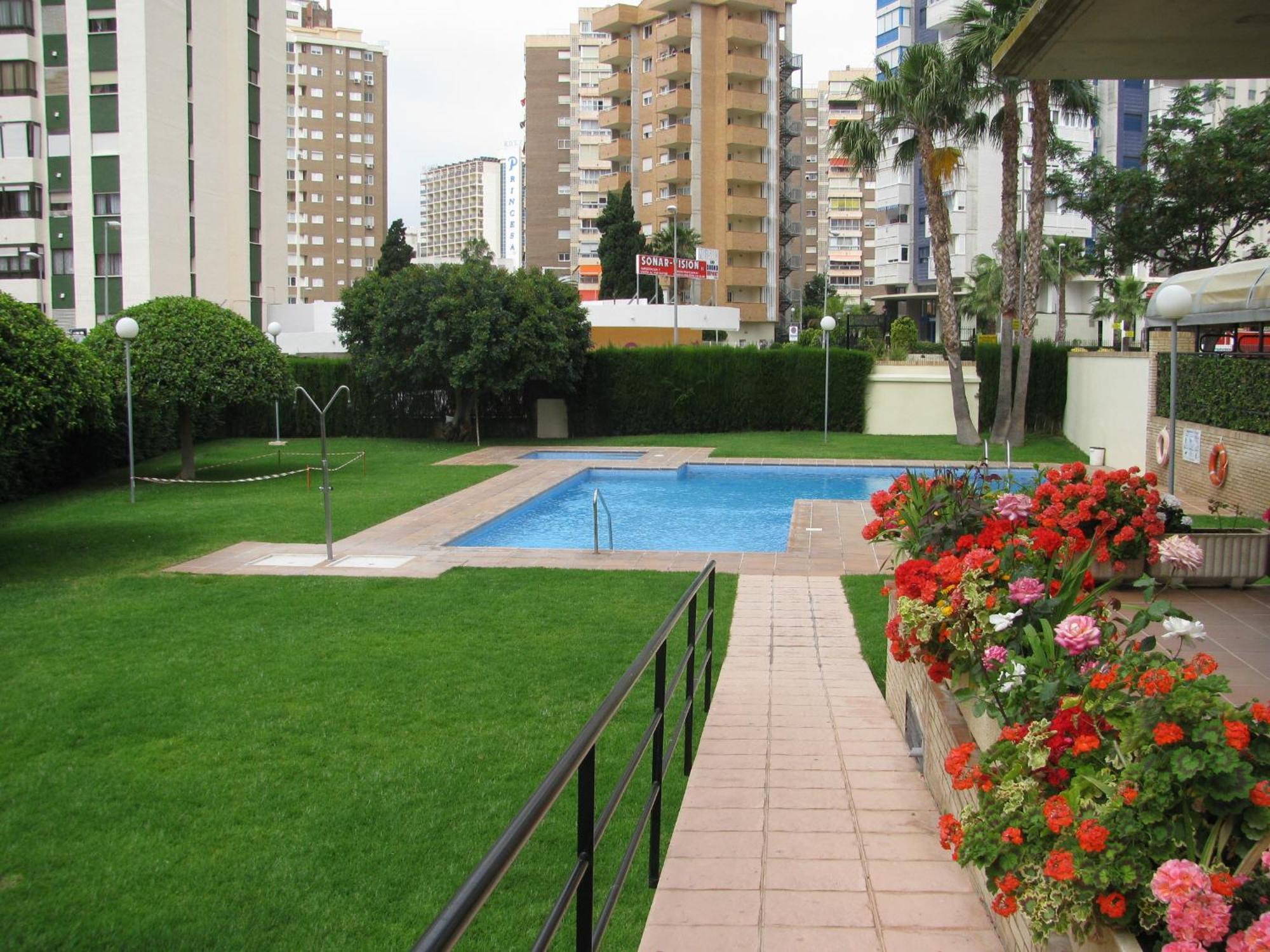 Apartamentos Torre Ipanema เบนิดอร์ม ภายนอก รูปภาพ